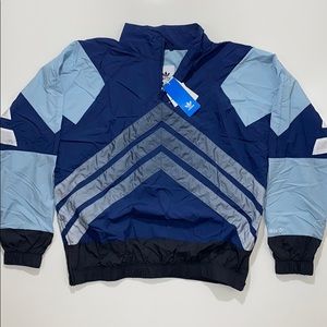 adidas v stripes windbreaker